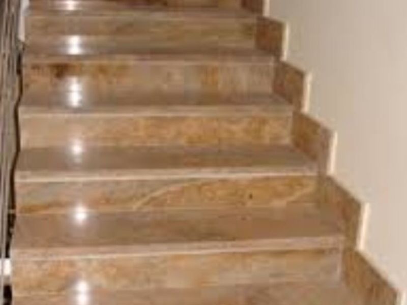 Escaleras de mármol Tarija en Cercado