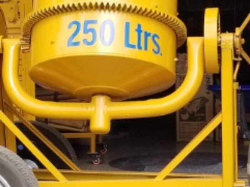Mezcladora 250ltrs
