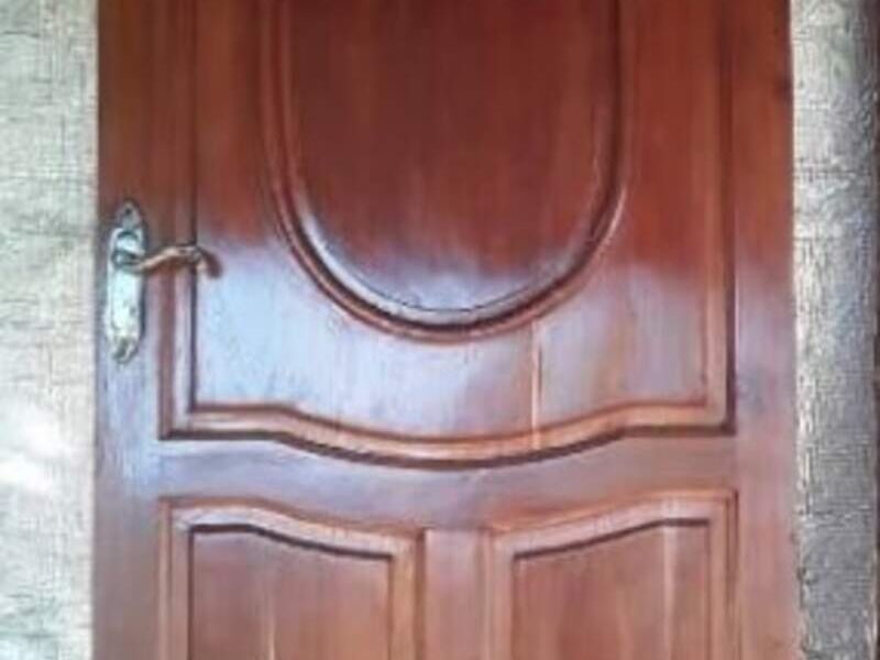 Puerta de dormitorio en Yacuiba