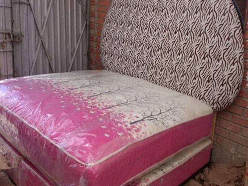 Cama moderna Bolivia 