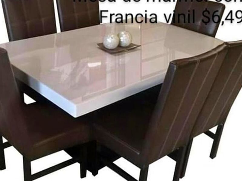 Mesa Francia La Paz
