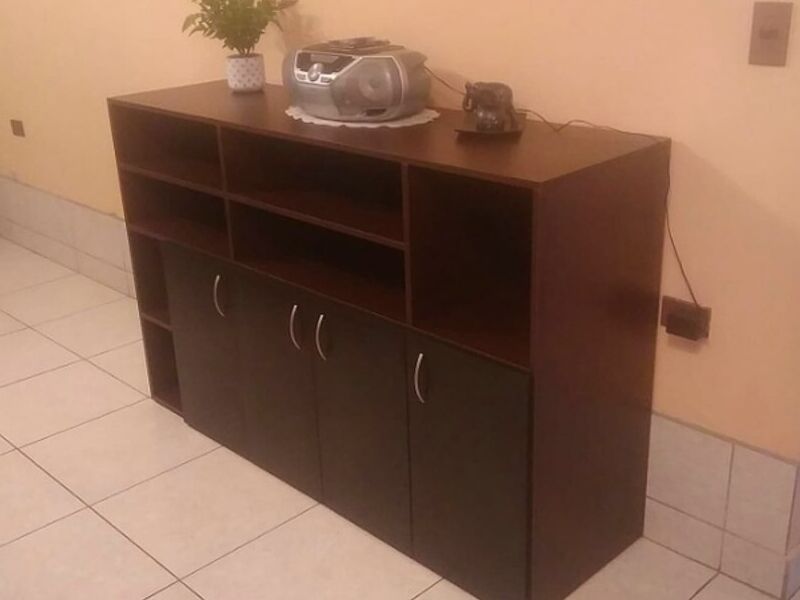 Mueble Credenza Cochabamba