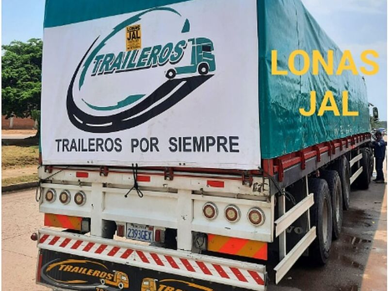 Lona Trailer Santa Cruz