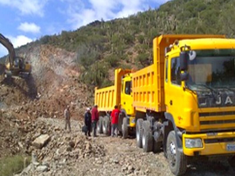  Construcción de carreteras Sucre