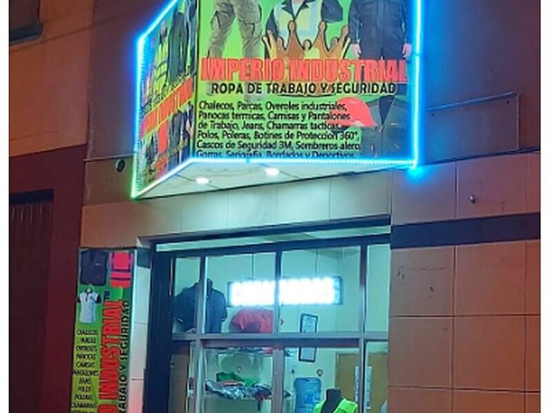 Ropa variada trabajo Bolivia