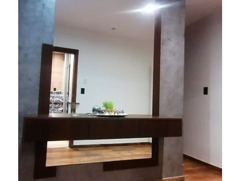 Mueble Consola con espejo de vidrio Bolivia