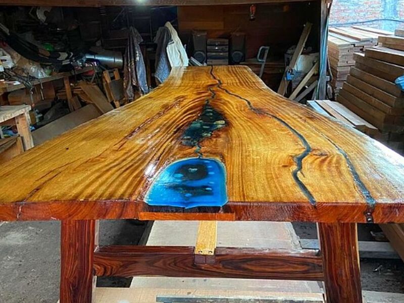 Mesa rústica de Roble Bolivia