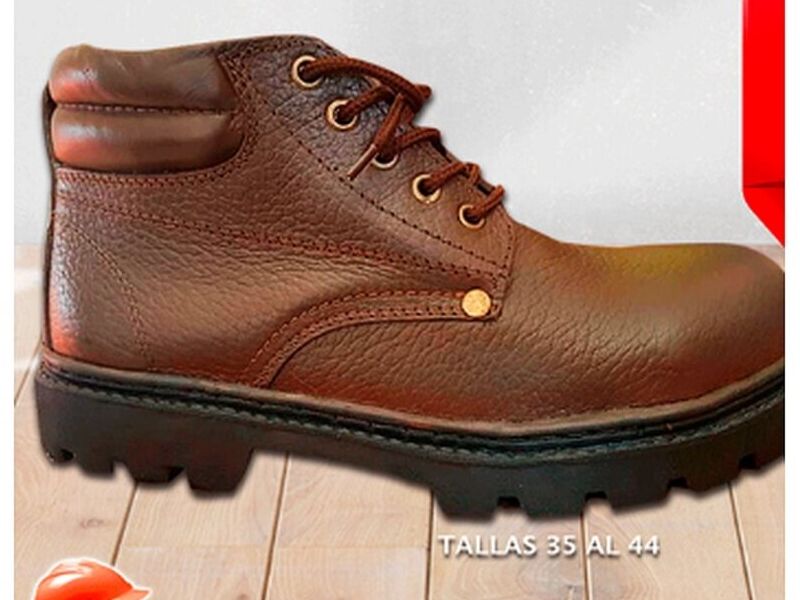 Botines con punta de acero