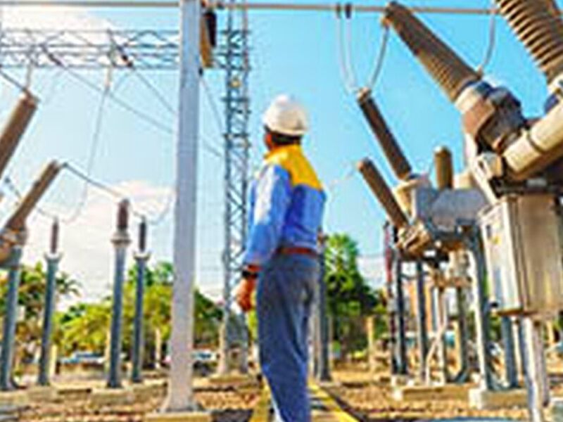 Mantenimiento subestacion eléctrica Bolivia