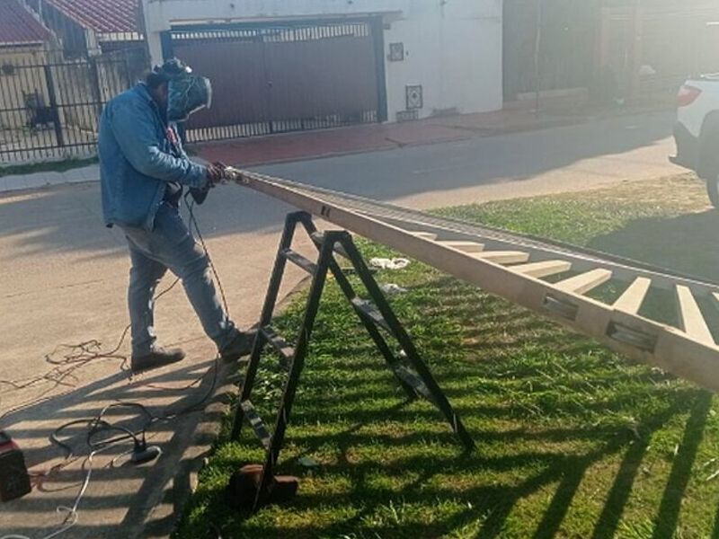 Fabricación portones Bolivia