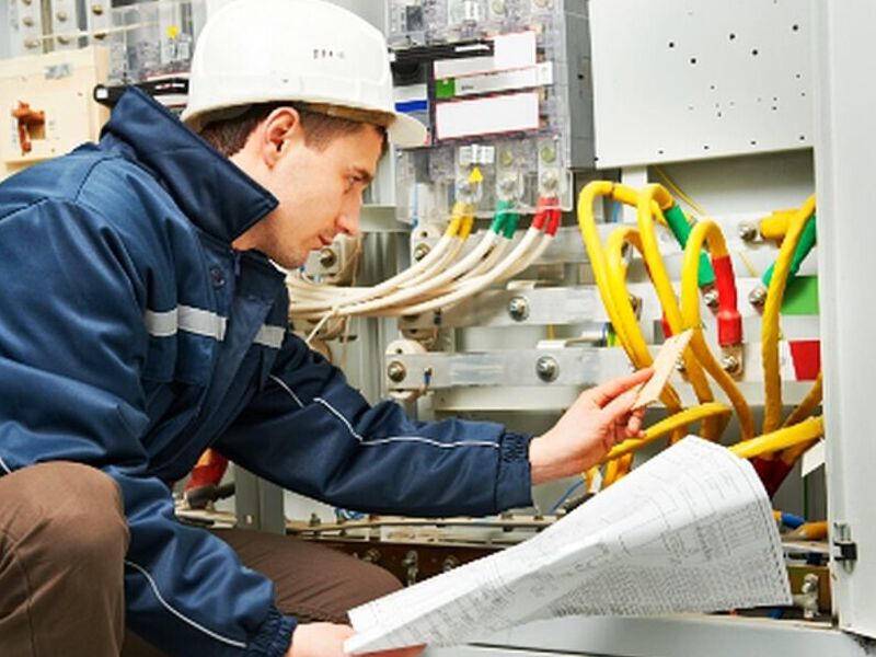 Ingeniero Electricista Bolivia