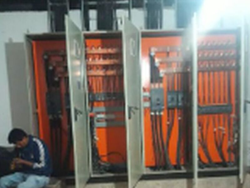 Servicios Eléctricos Hospital Bolivia