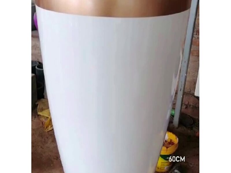 Maceta tipo cono Bolivia