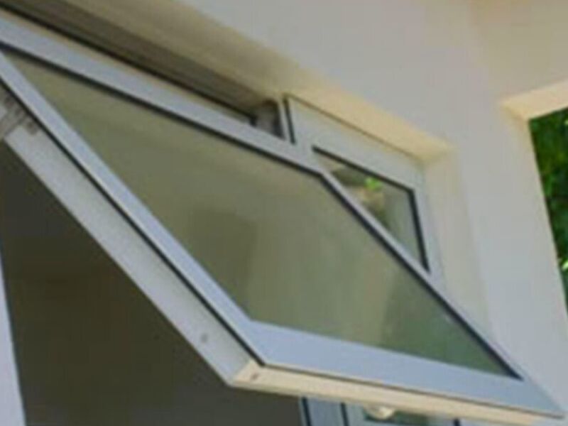 ventana proyectante Bolivia