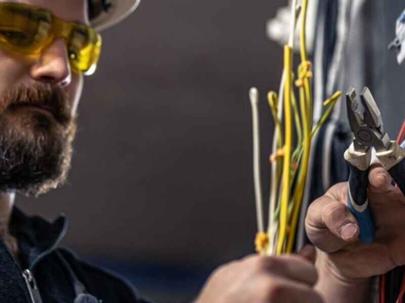 Mantenimiento Instalaciones Eléctricas La Paz