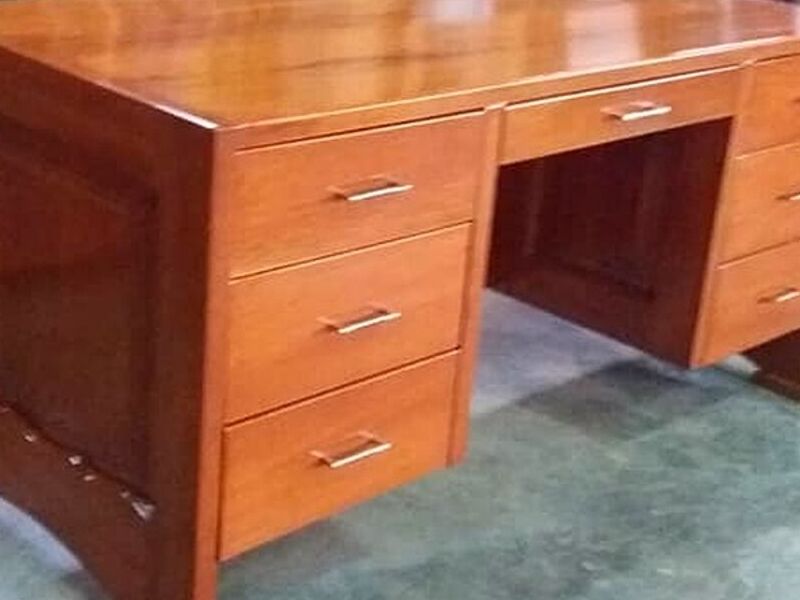 Escritorio madera cuta TRINIDAD