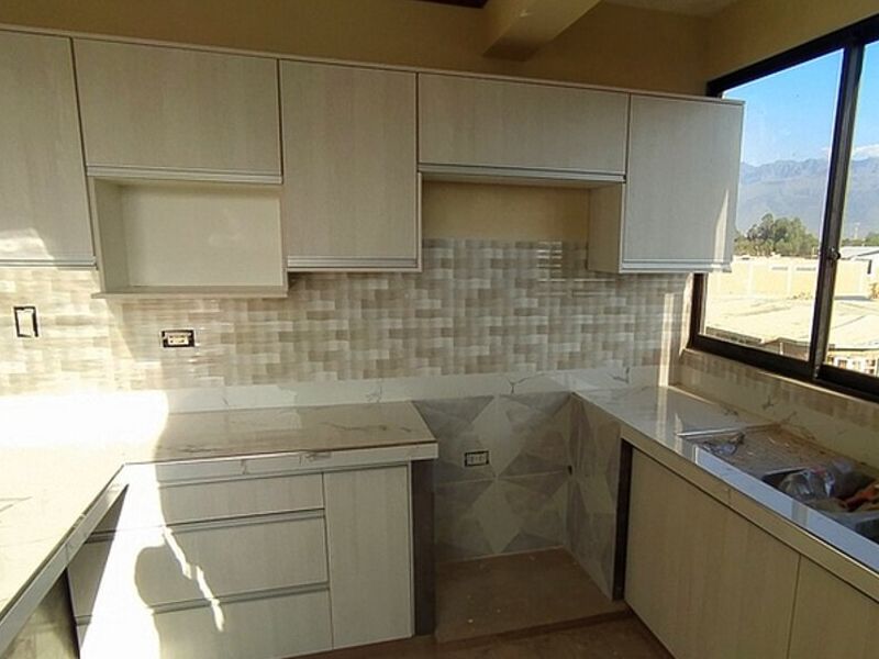 Cocina blanca LA PAZ