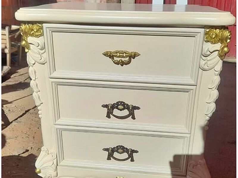 Mesa noche blanca LA PAZ