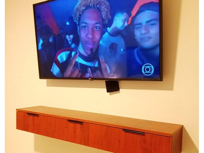 Mueble TV flotante SANTA CRUZ