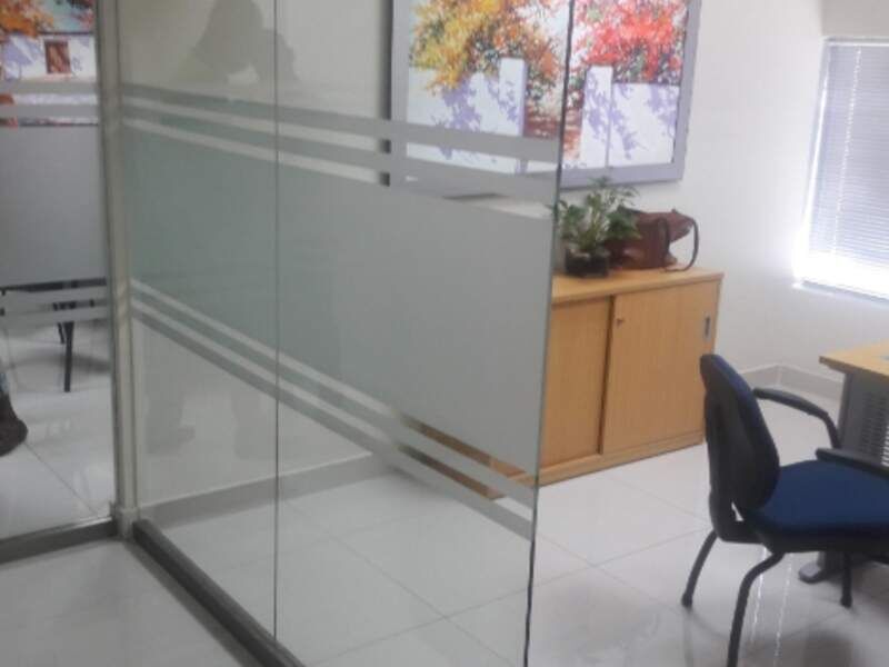 Divisiones Oficina Vidrio La Paz