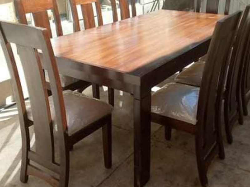 Comedor 8 sillas COCHABAMBA