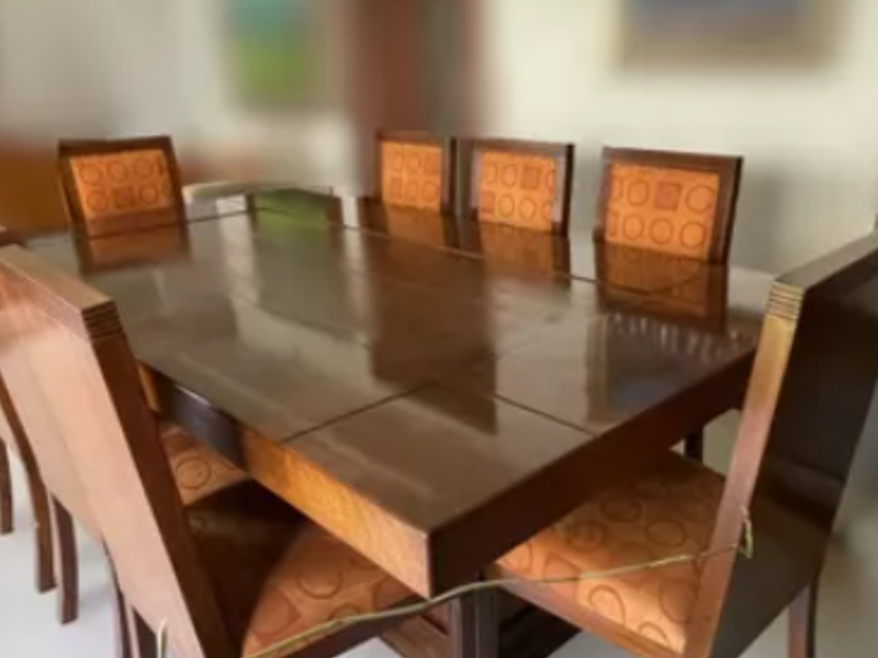 Comedor roble COCHABAMBA