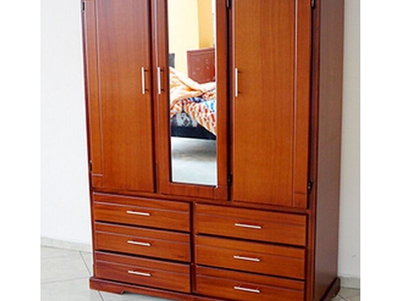 Ropero 3 puertas madera cedro TARIJA