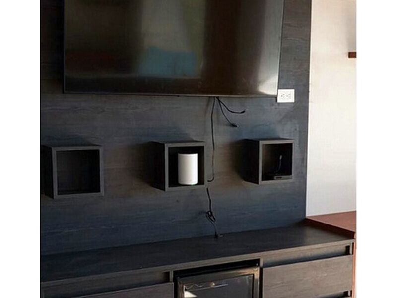 Mueble TV melamina hidrófuga TARIJA