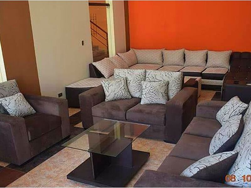 Living 7 personas tapiz americano COCHABAMBA