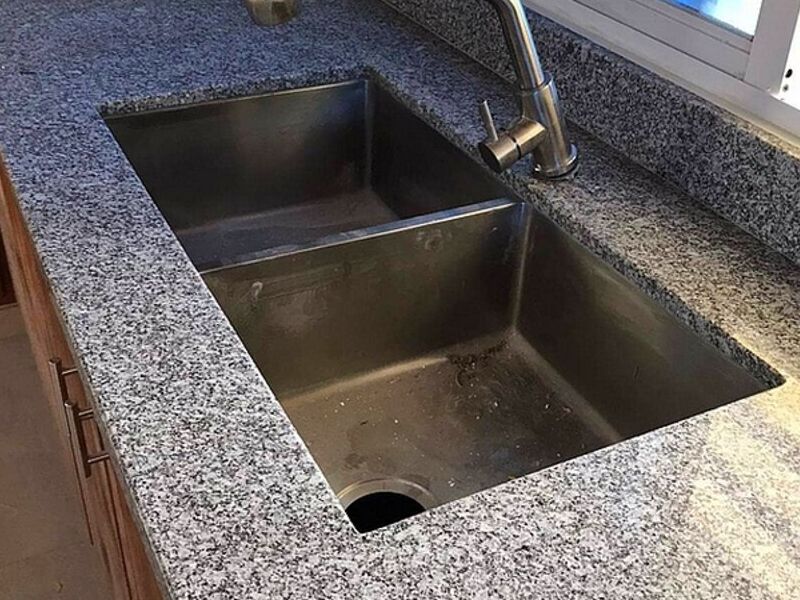 Mesón granito Gris Tragal SUCRE