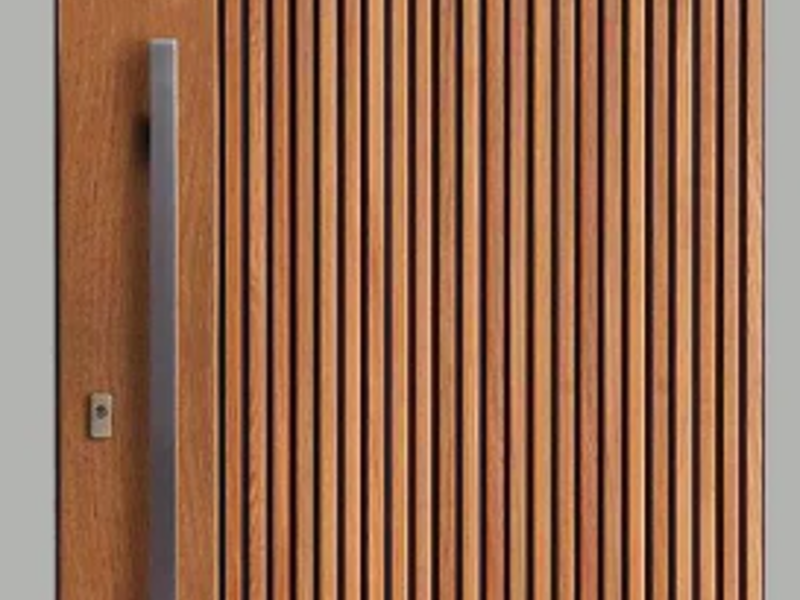 Puerta de madera con diseño Peredo