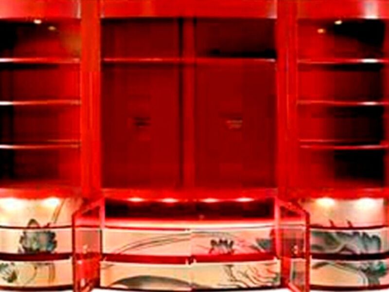 Mueble TV rojo Bolivia
