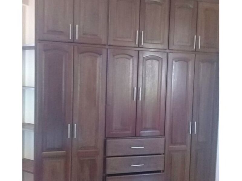 Ropero empotrado COCHABAMBA