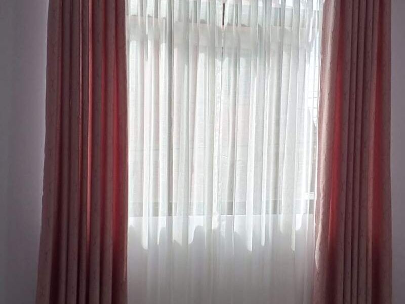 Cortina Ondulada Rosa Sala Sucre