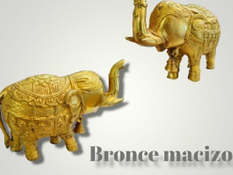 Elefante de bronce Bolivia