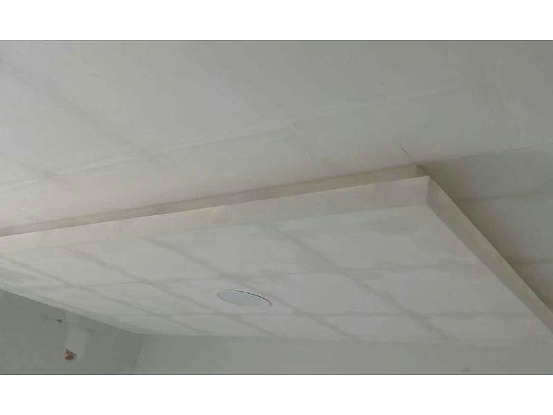 Cielorraso de Paneles de Madera Laminada Bolivia