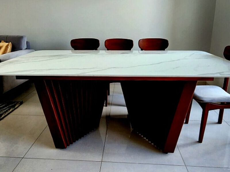 Mesa comedor gigante marmol Bolivia