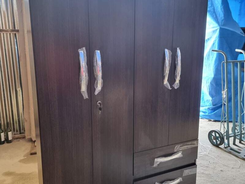 Armario Ropero 4 Puertas GrisCochabamba