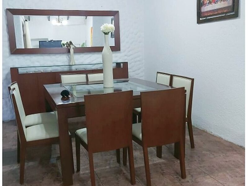 Mesa comedor Oruro