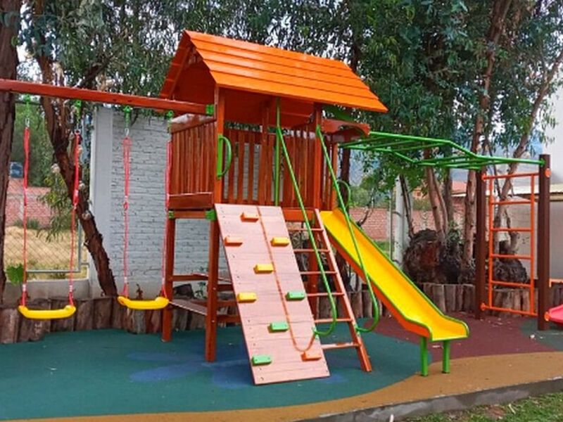 Parque Infantil Colorido Bolivia