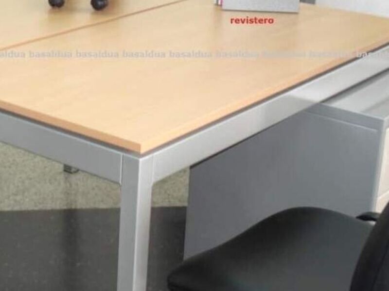 ESCRITORIO DE OFICINA 