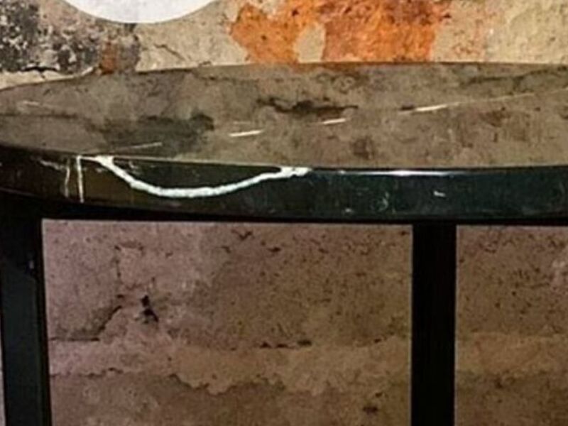 MESA AUXILIAR MÁRMOL
