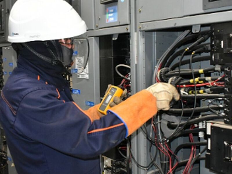 Mantenimiento equipos eléctricos Cochabamba