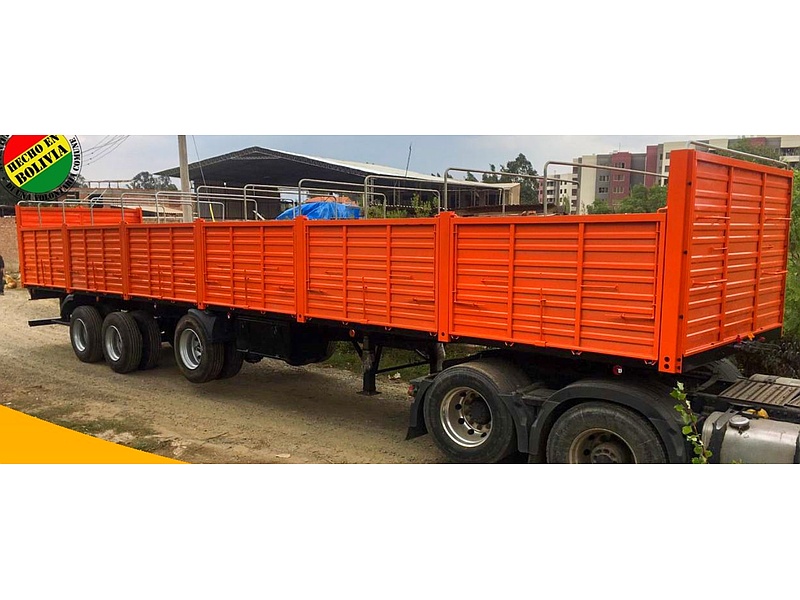 Remolque carga anaranjado Cochabamba