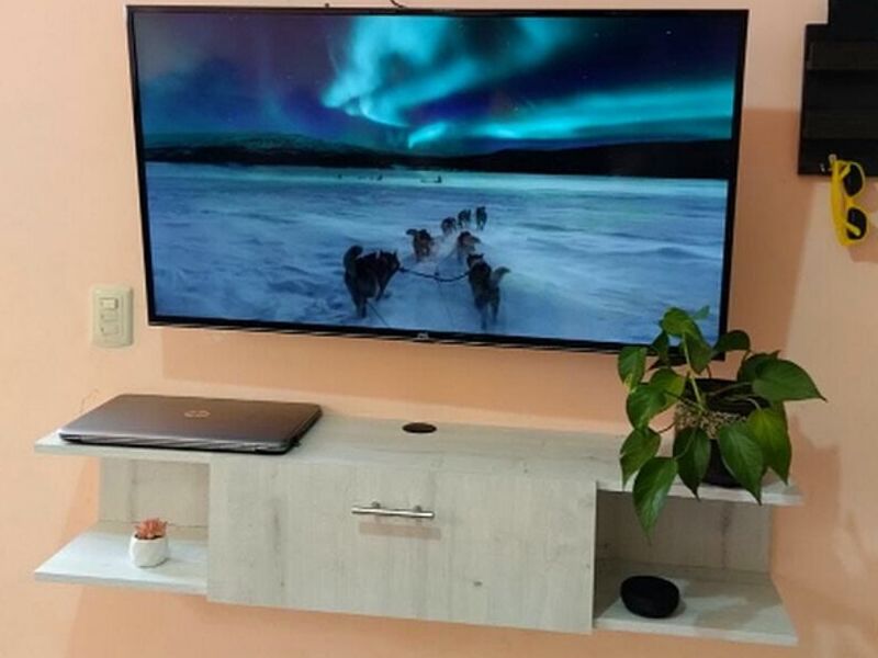 Mueble TV Palos Blancos
