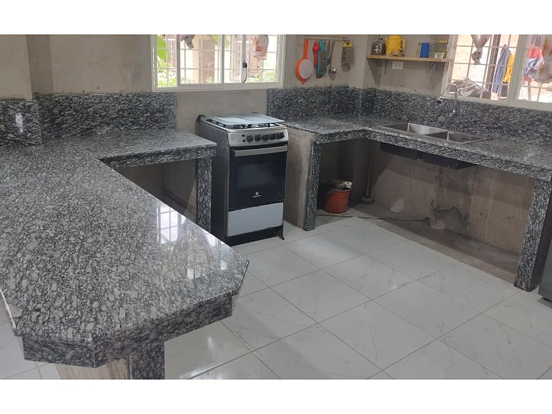 Mármol Legend Spark