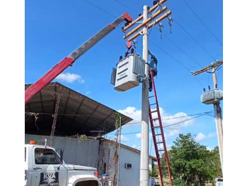 Construcción de Sistemas Eléctricos La Paz
