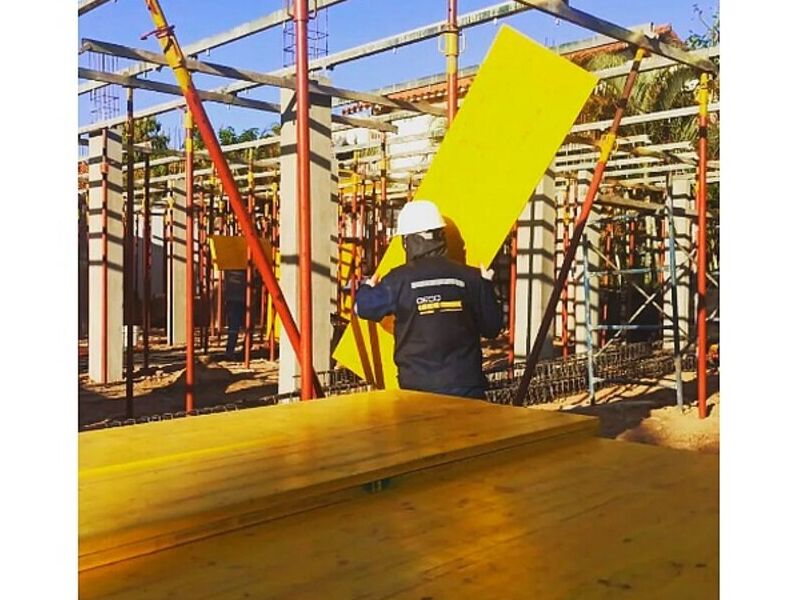 Equipamiento De Estructura Bolivia