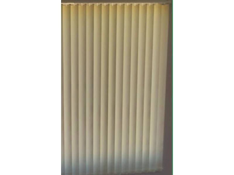 Persiana Vertical Beige Cochabamba Aaron Decoraciones