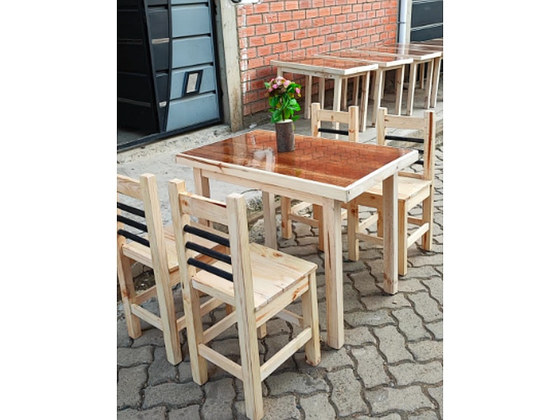 mesa de comedor rústica La Paz Muebles para restaurante "Mueblek"